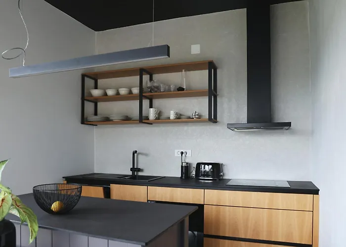 Διαμέρισμα Rodica, Μπλεντ